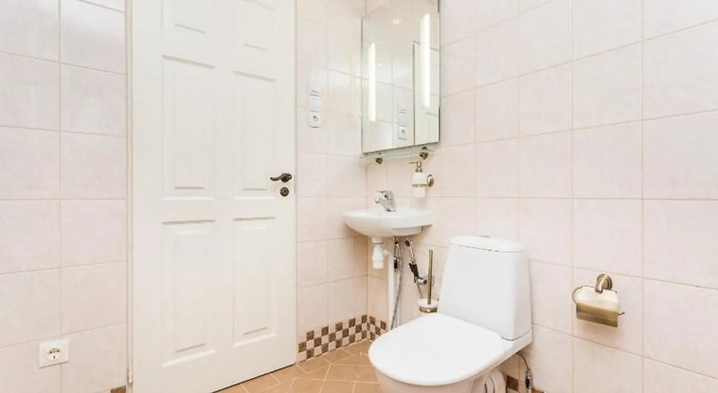 Jalaka Apartments Badezimmer