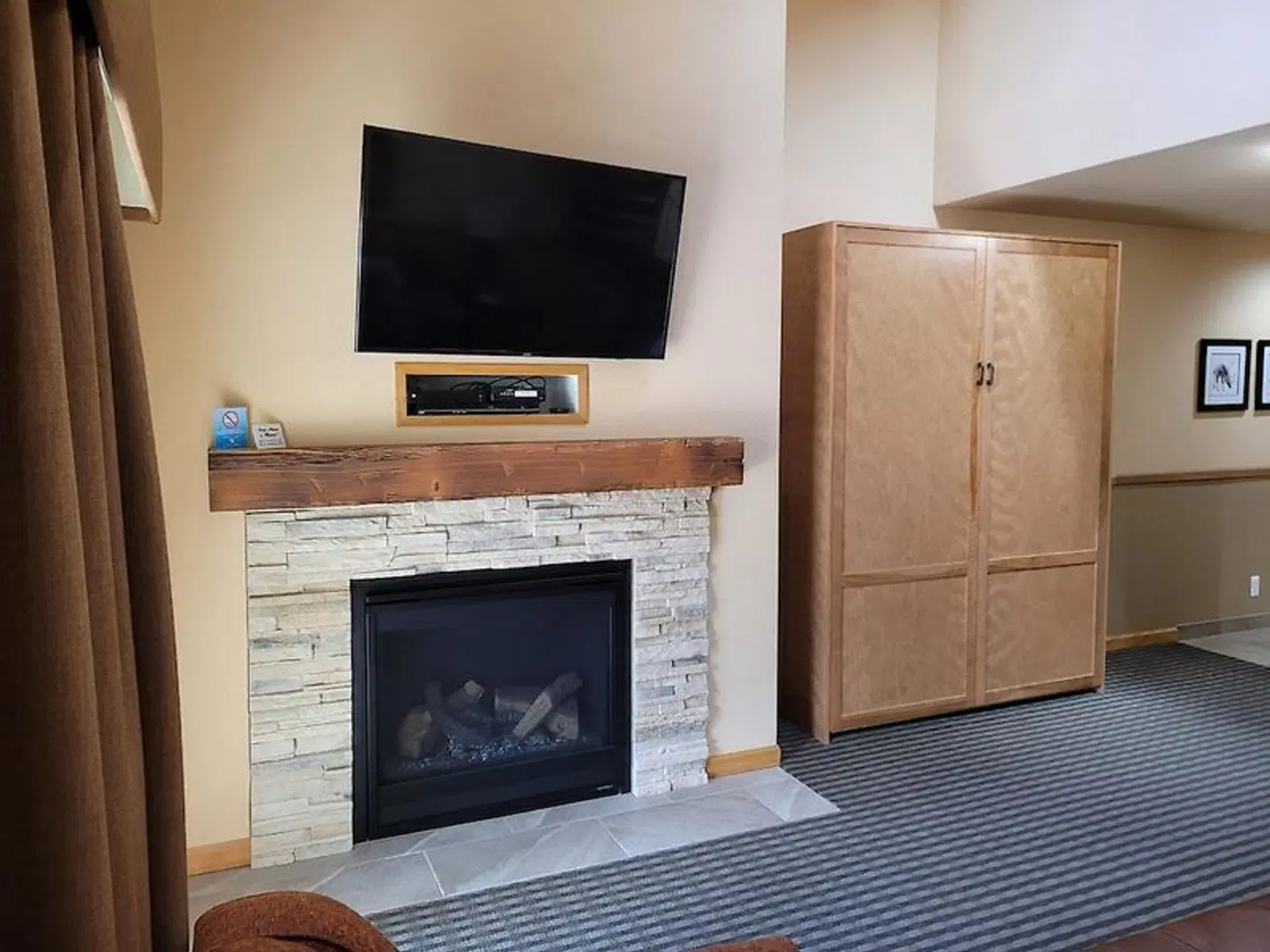 The Pines at Sunriver ROOM_EXAMPLE