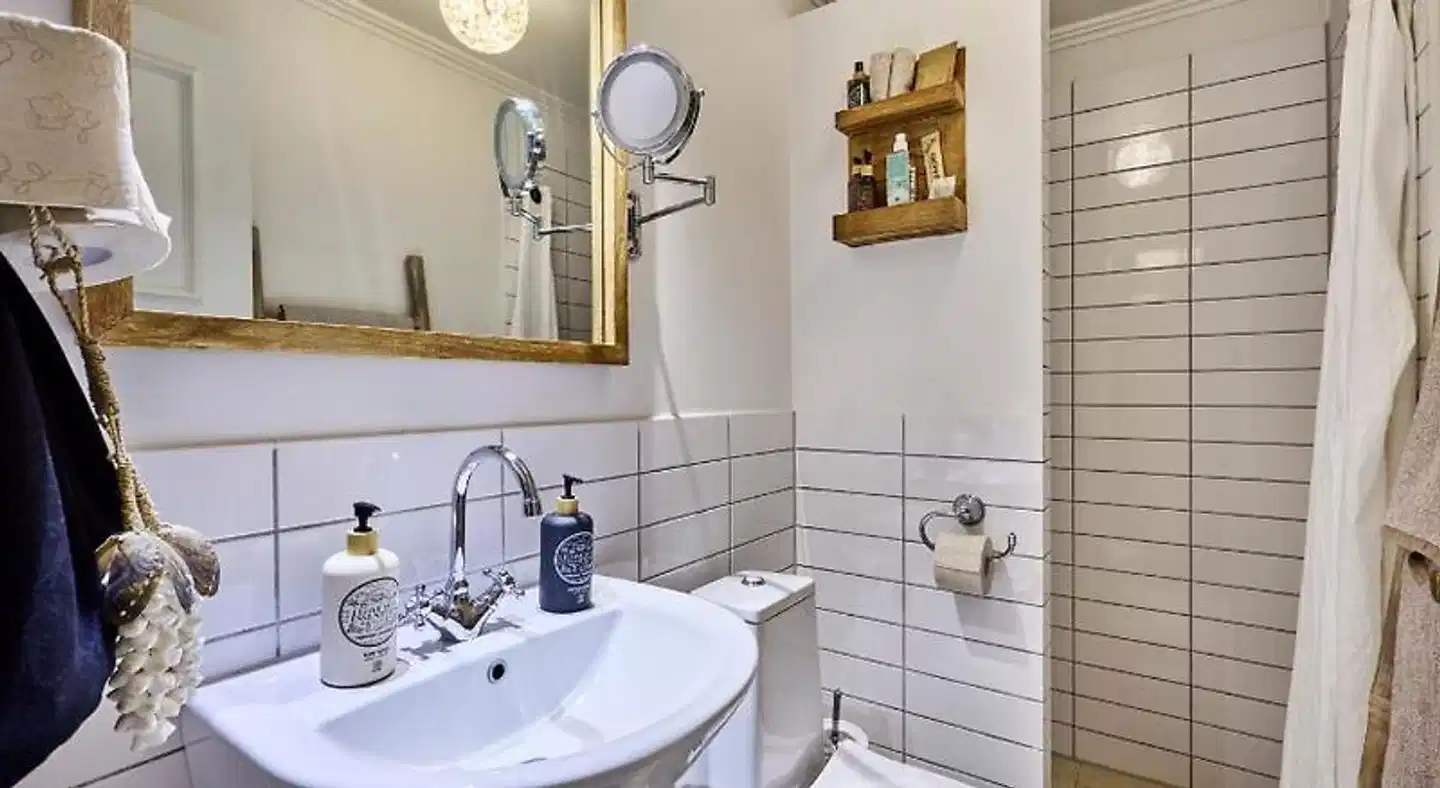 Axel Guldsmeden Badezimmer