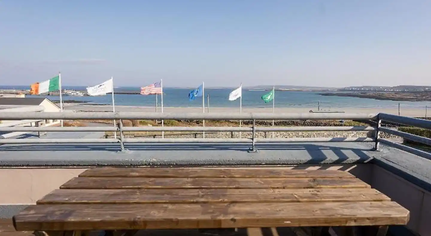 Aran Islands Hotel Strand