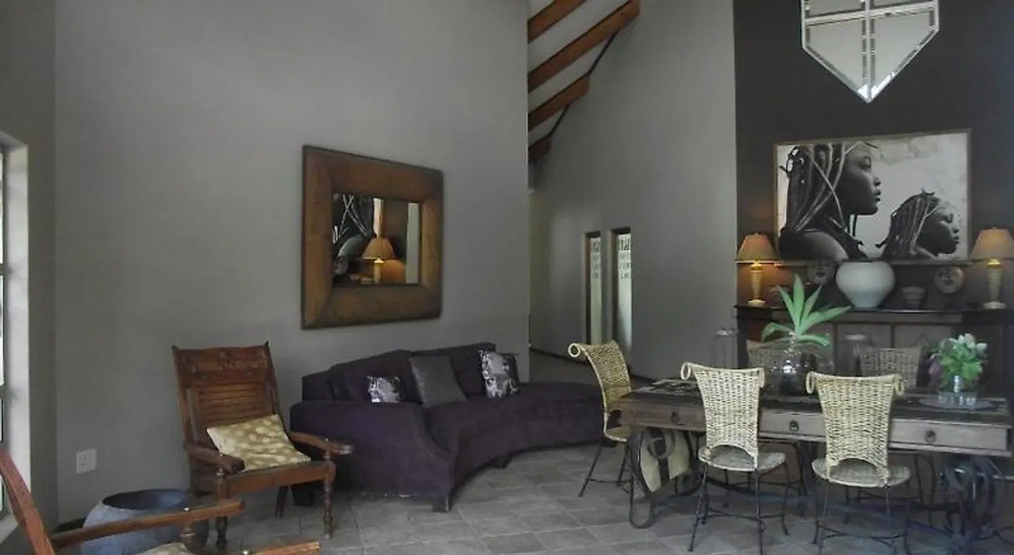 Out of Africa Town Lodge ROOM_EXAMPLE