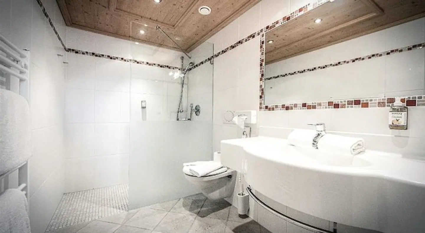 Stearawirts Hauserei Badezimmer