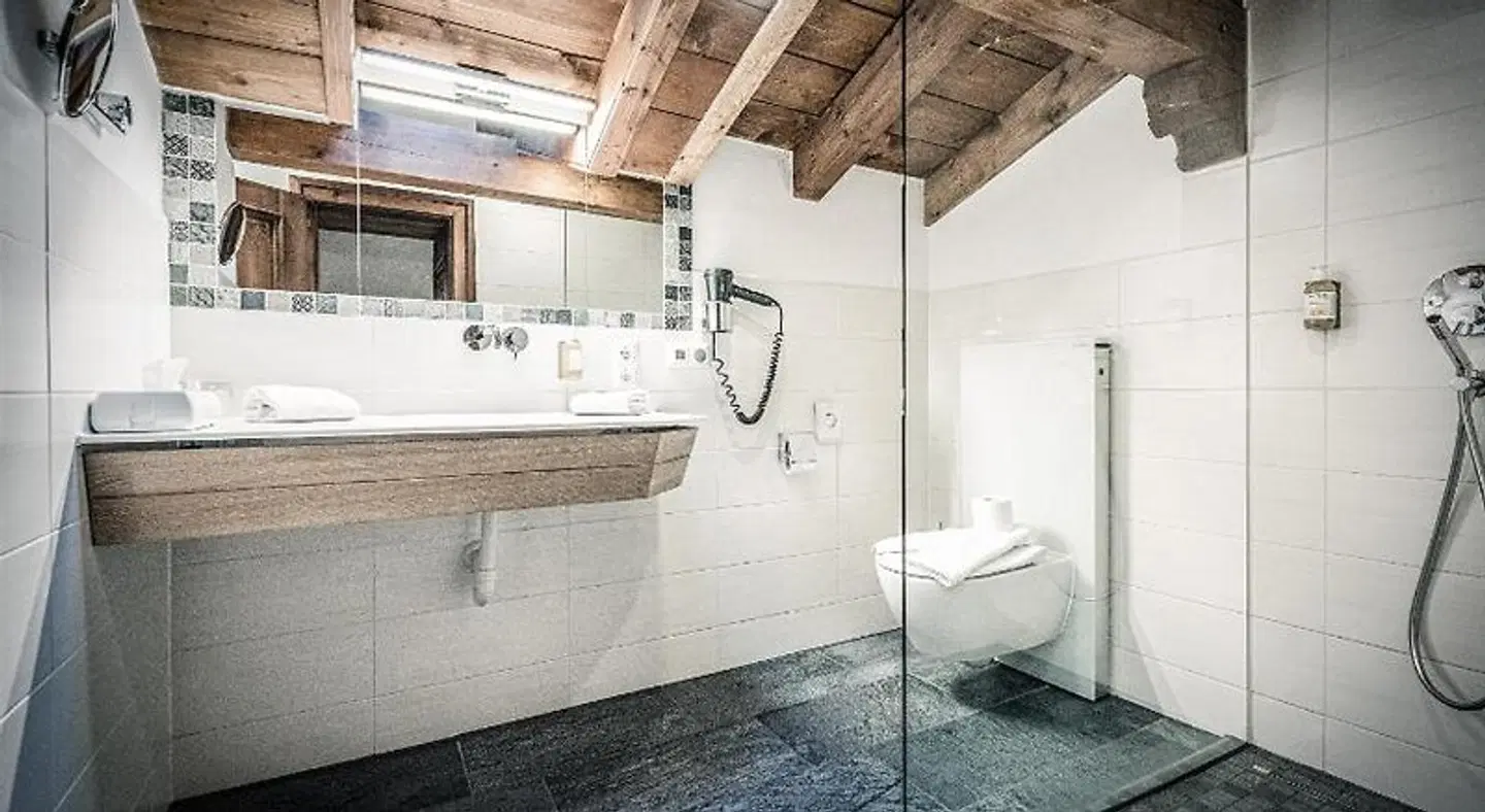 Stearawirts Hauserei Badezimmer