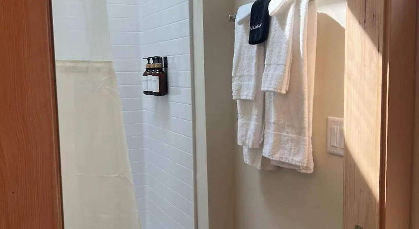 Crooked River Ranch Cabins Badezimmer