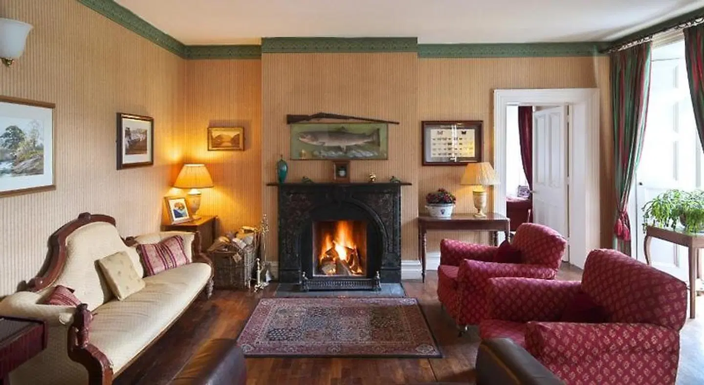 Delphi Lodge ROOM_EXAMPLE
