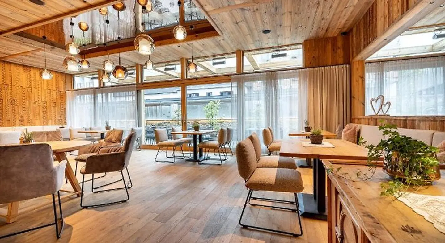 Central LOUNGE_LOBBY