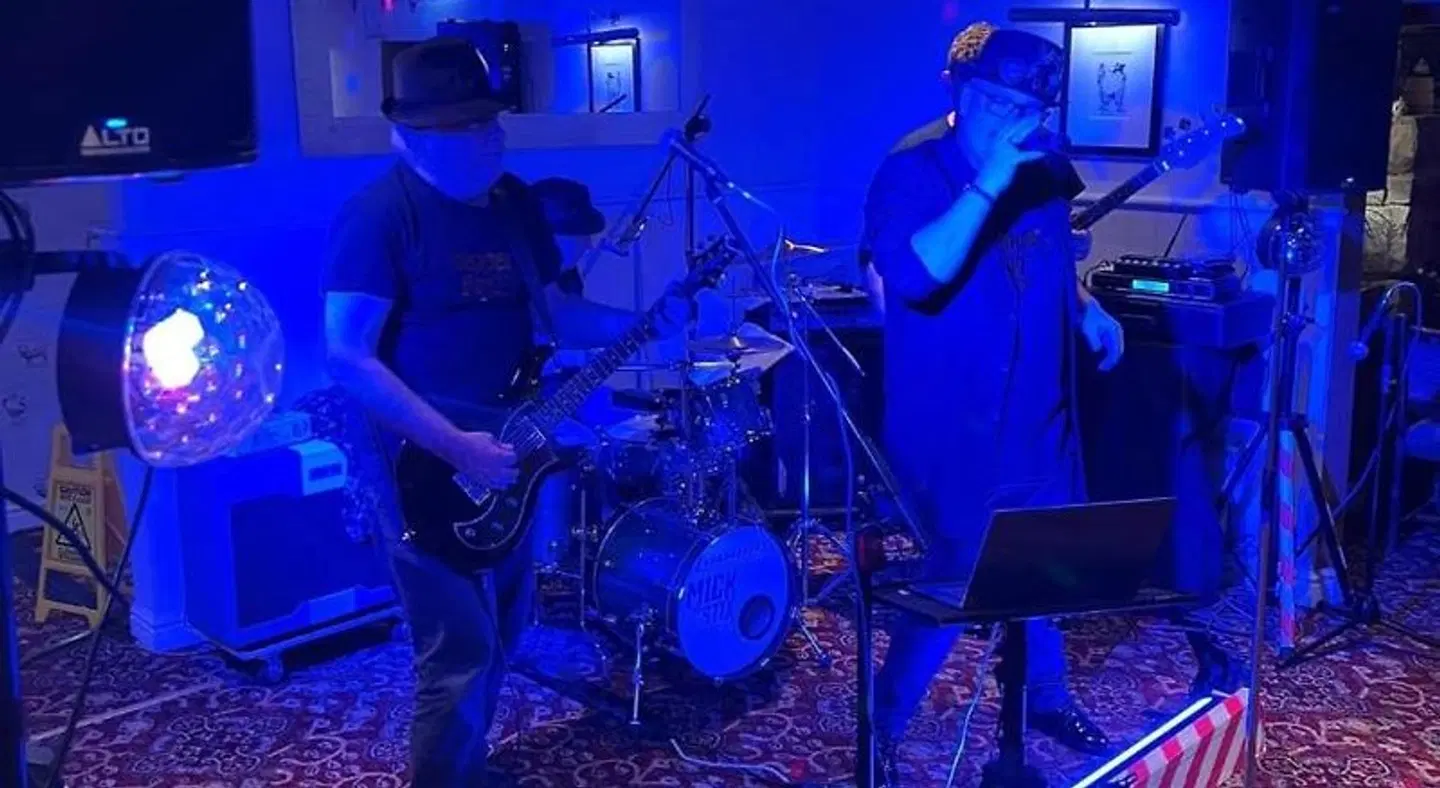 The Shoulder at Hardstoft SPORTS_AND_LEISURE