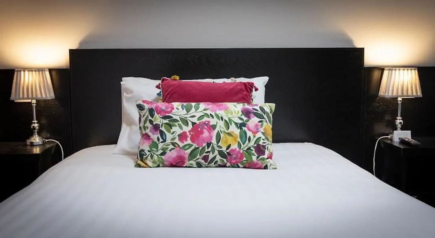 Behan's Horseshoe Bar & Restaurant ROOM_EXAMPLE