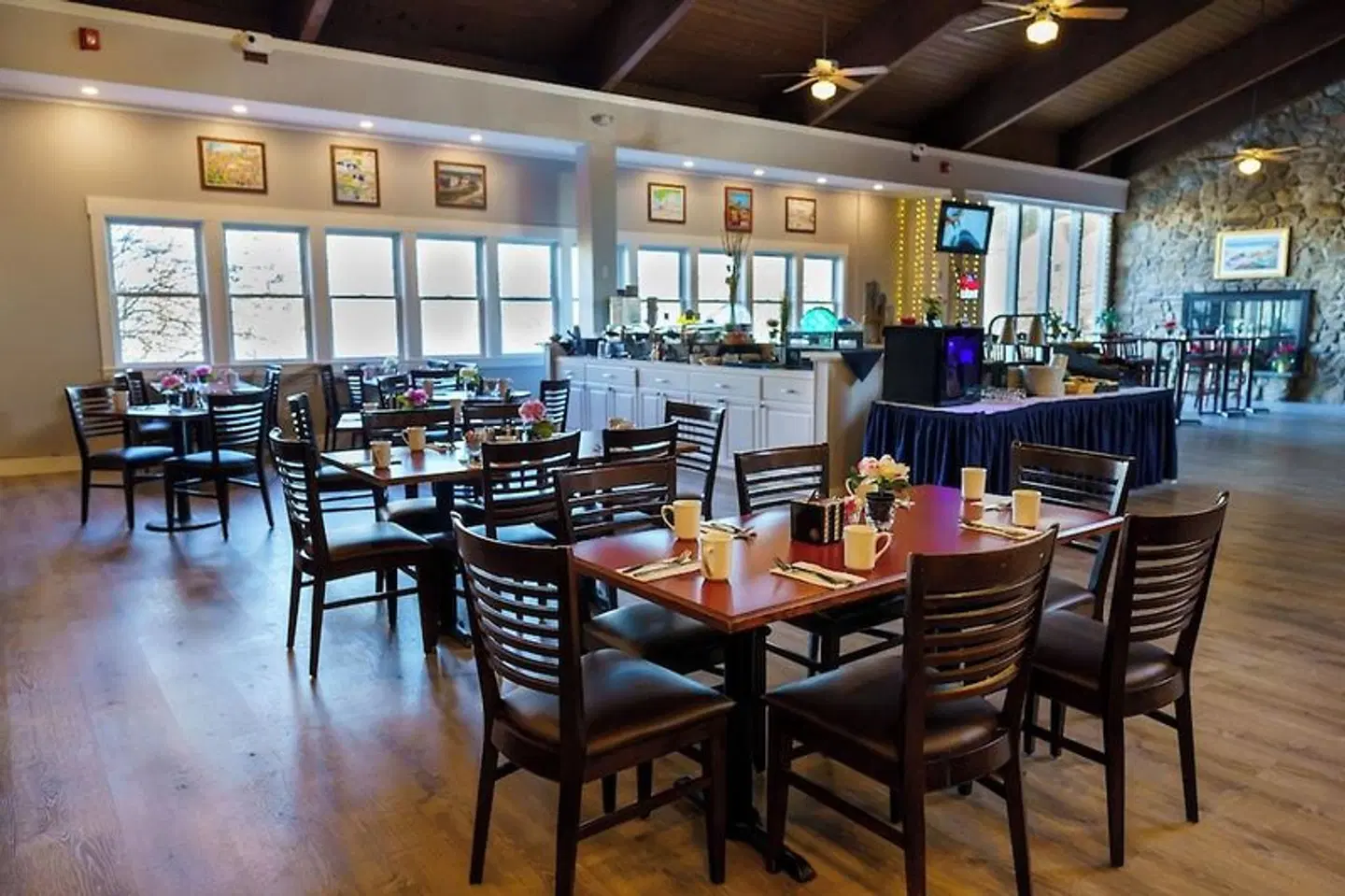 Holiday Inn Cape Cod-Falmouth by IHG Restaurant