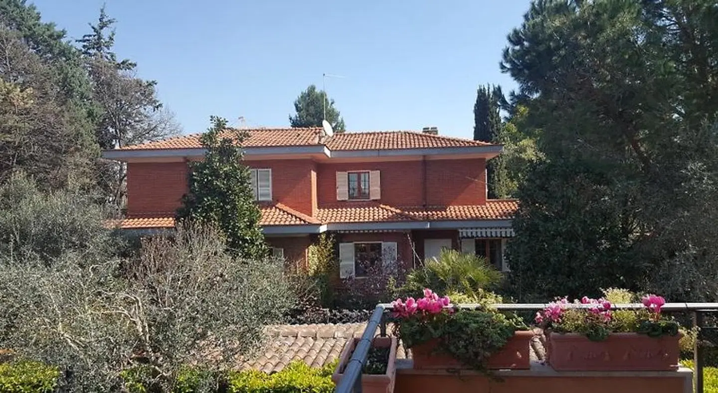 Aurelia Garden Gold Bed & Breakfast EXTERIOR