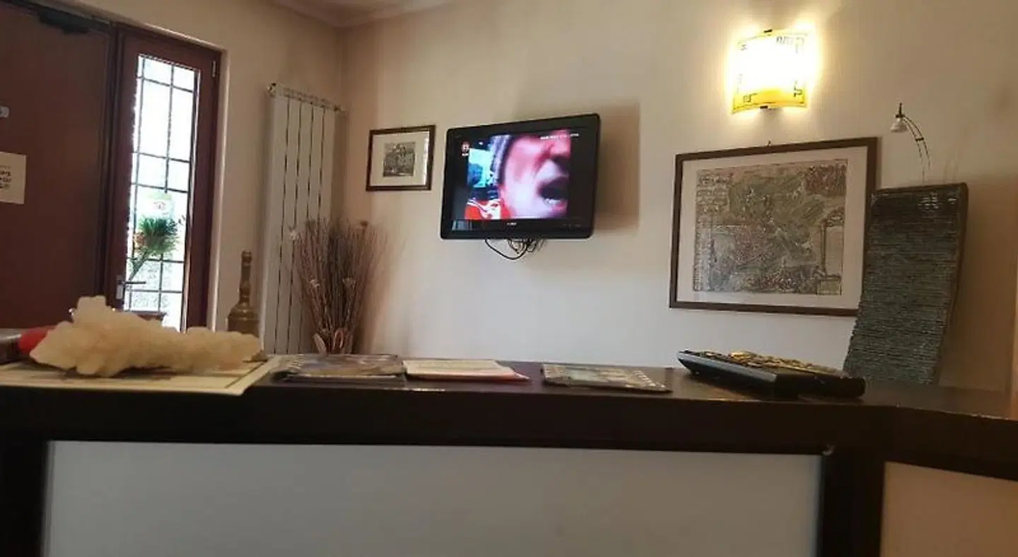Aurelia Garden Gold Bed & Breakfast ROOM_EXAMPLE