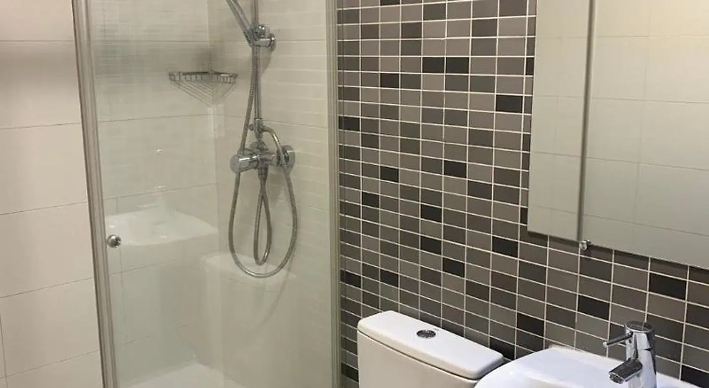 Hostal Falfes Badezimmer