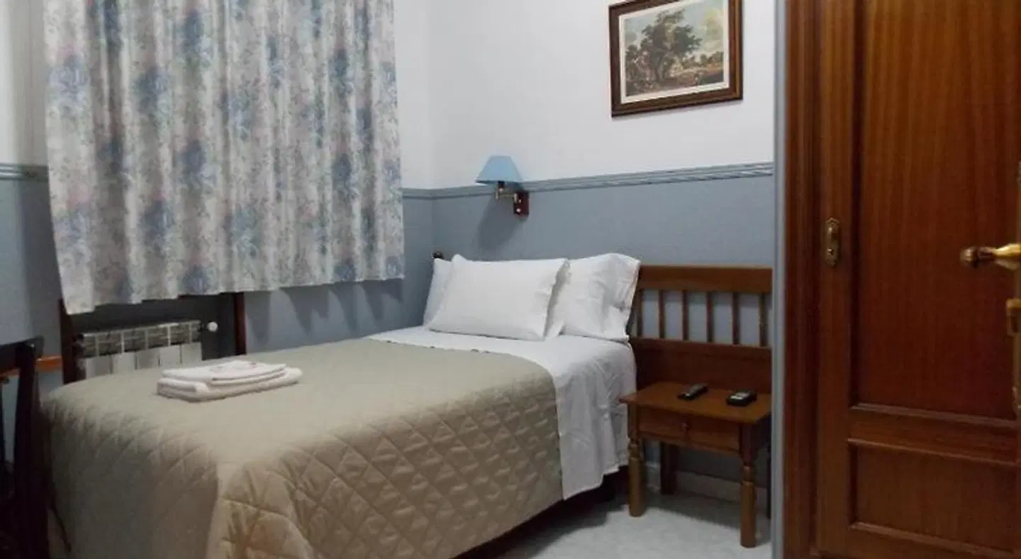 Hostal Dulcinea ROOM_EXAMPLE