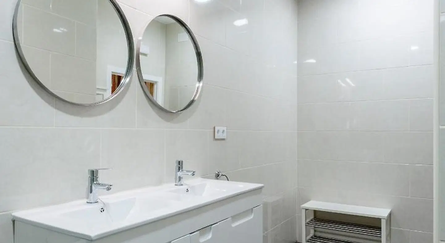 Ant Hostel Barcelona Badezimmer