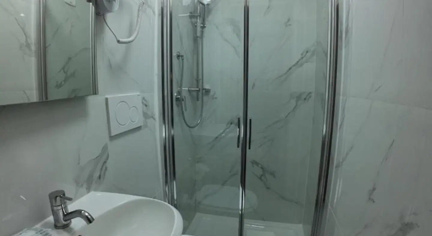 Kaydee Guest House Badezimmer