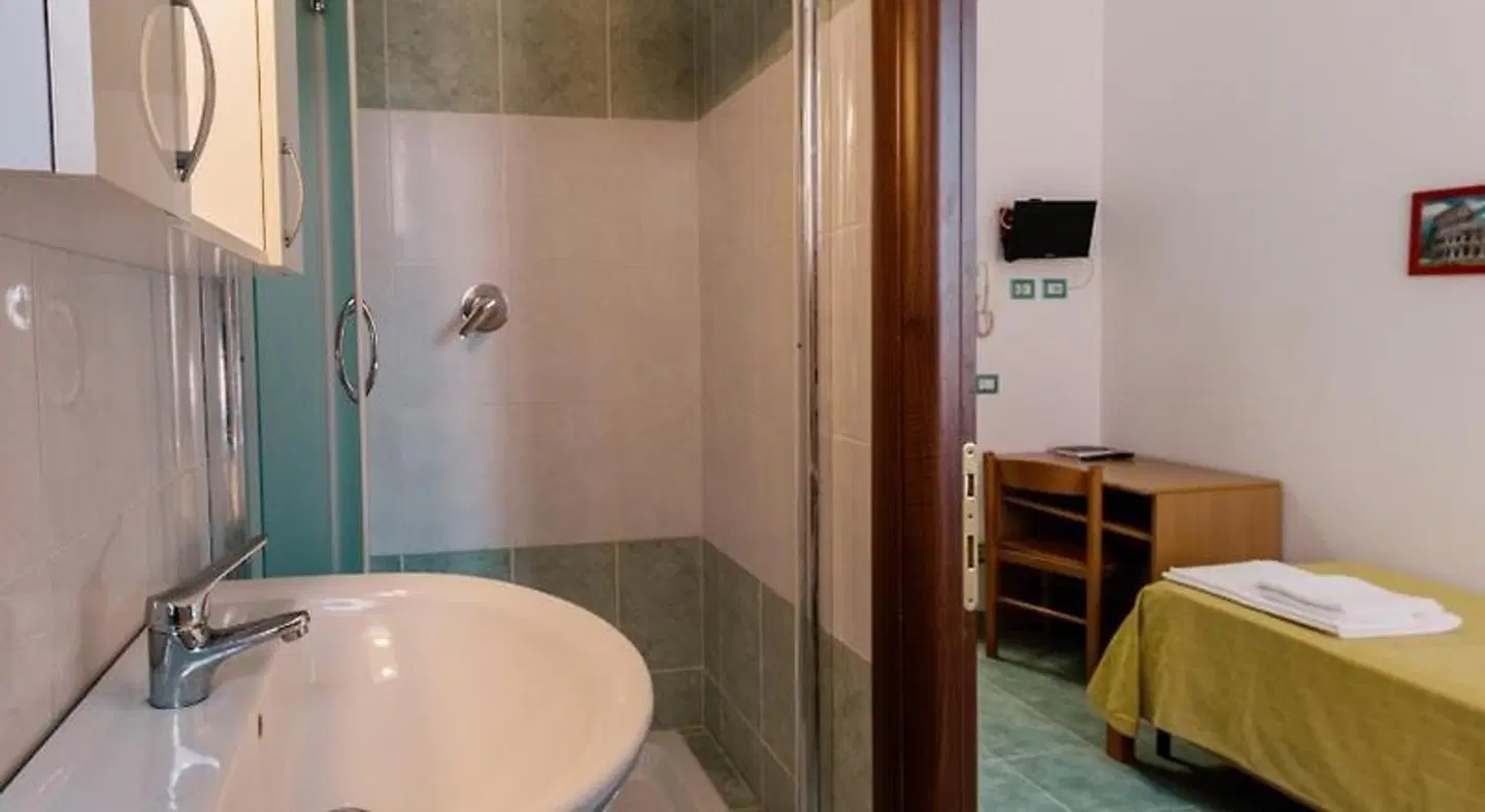 Foresteria Roma Badezimmer