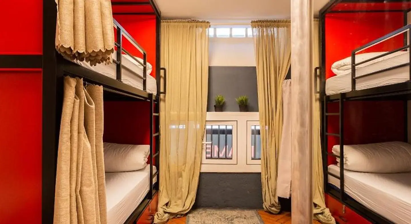 Sant Jordi Mambo Tango ROOM_EXAMPLE