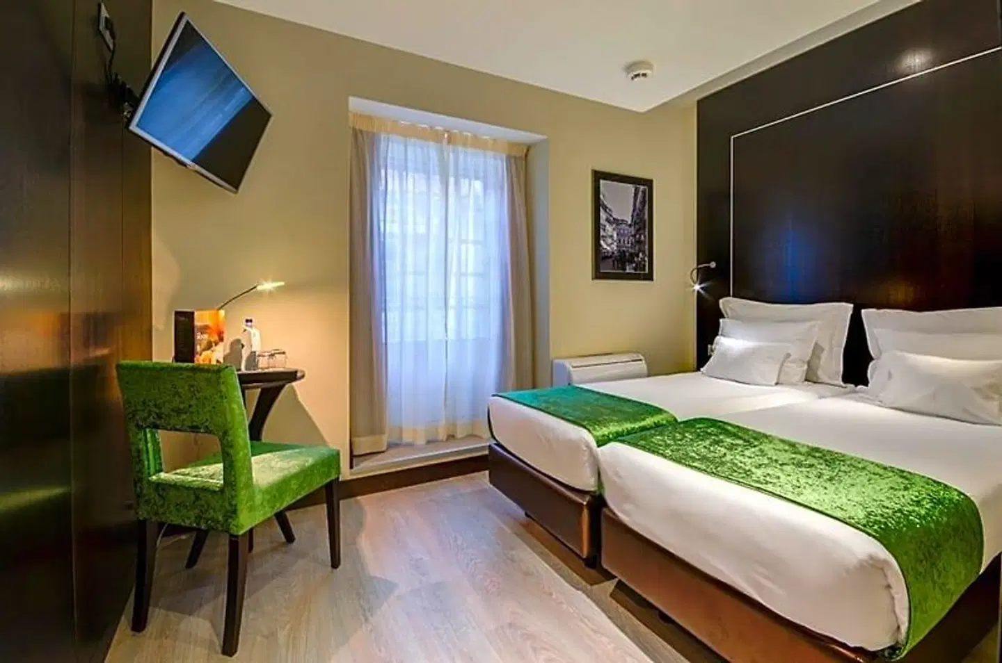 behotelisboa ROOM_EXAMPLE