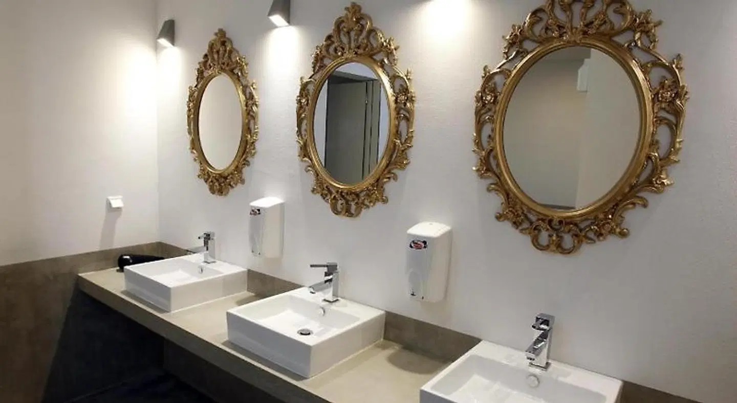 Lost Inn Lisbon Hostel Badezimmer