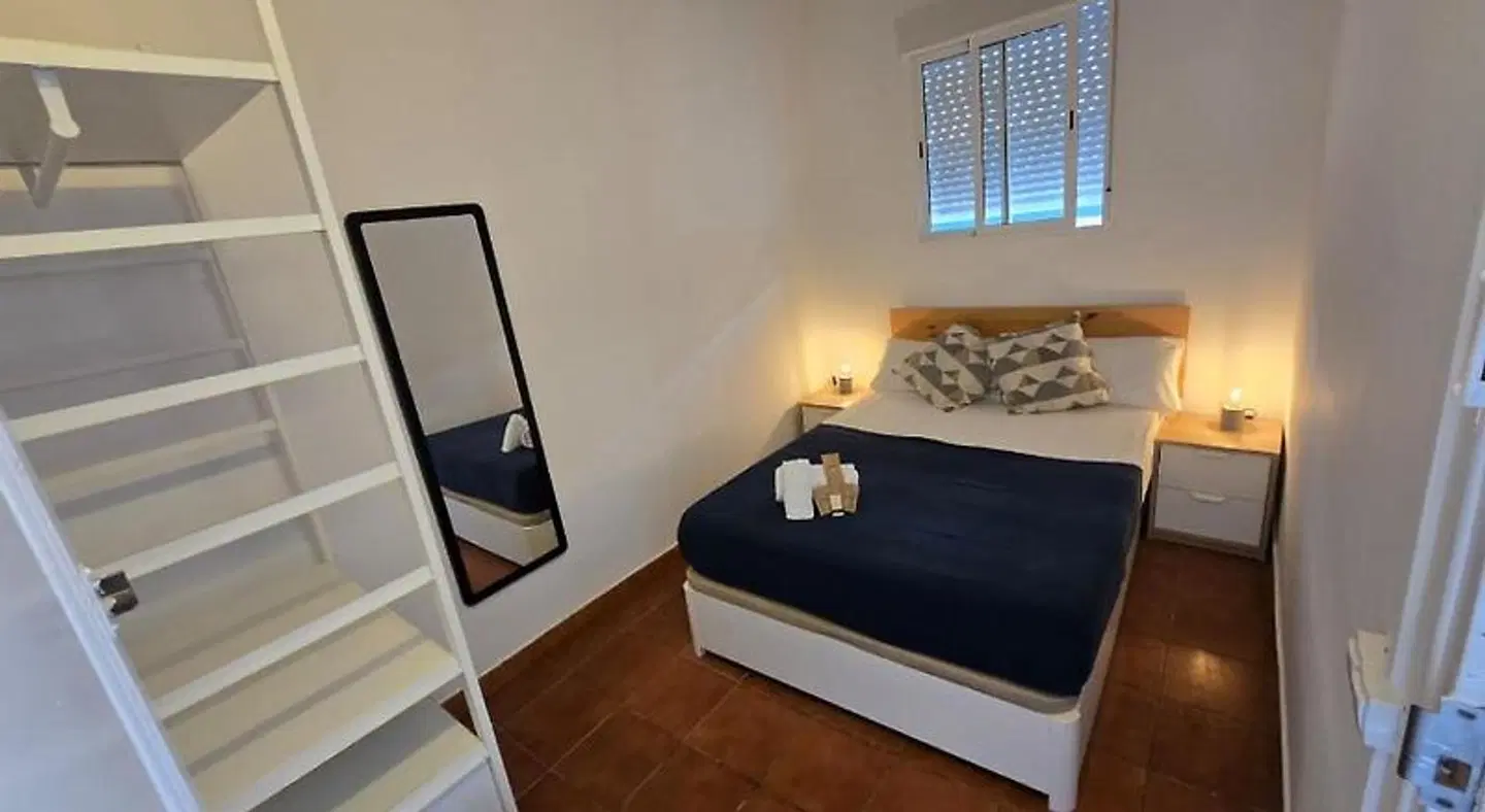 Ideal Youth Hostel ROOM_EXAMPLE