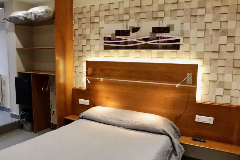 des Pyrénées – Hotelfoto