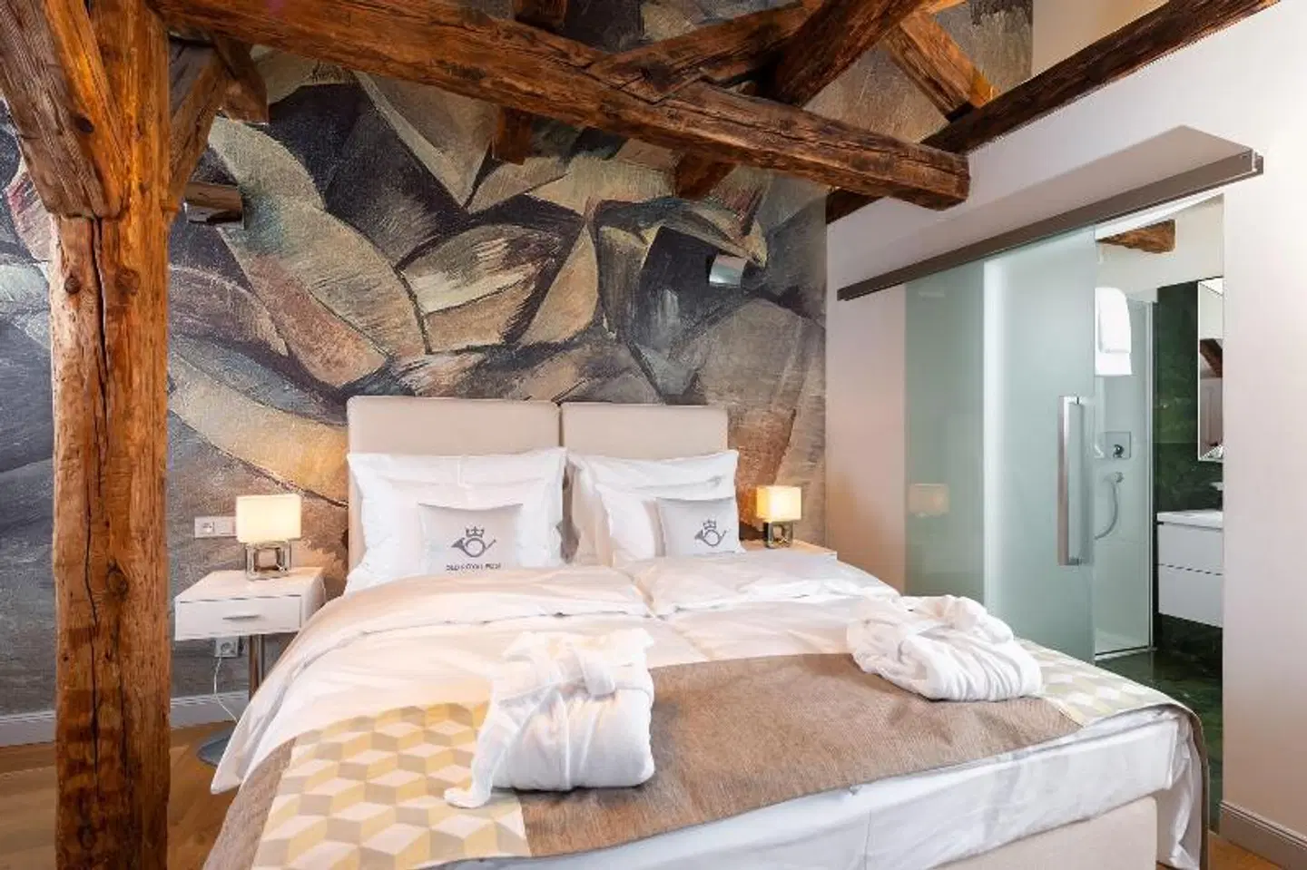 Old Royal Post Apartments ROOM_EXAMPLE