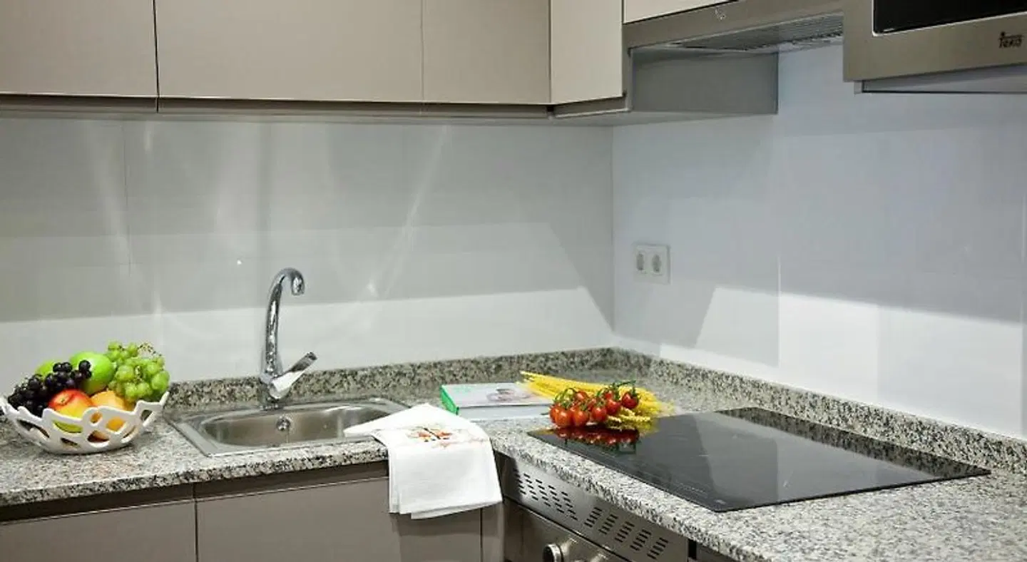 Feelathome Madrid Suites Apartments Badezimmer