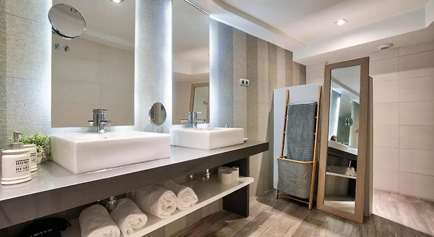 Apartamentos Cava Baja 1 Badezimmer