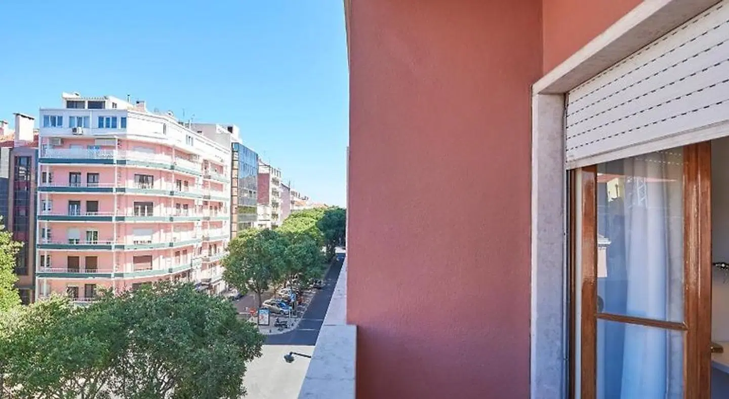 Campo Pequeno Prestige EXTERIOR