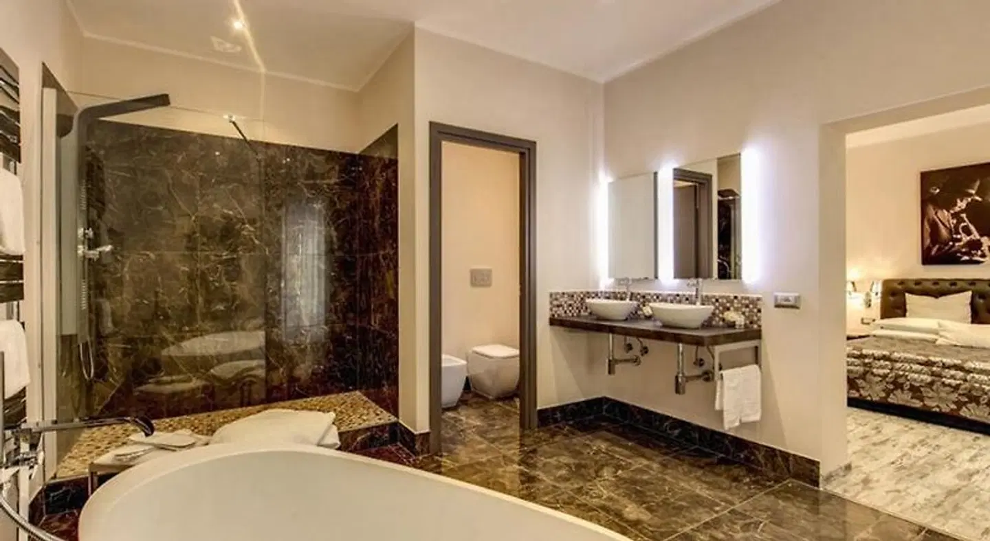 Colonna 18 Badezimmer