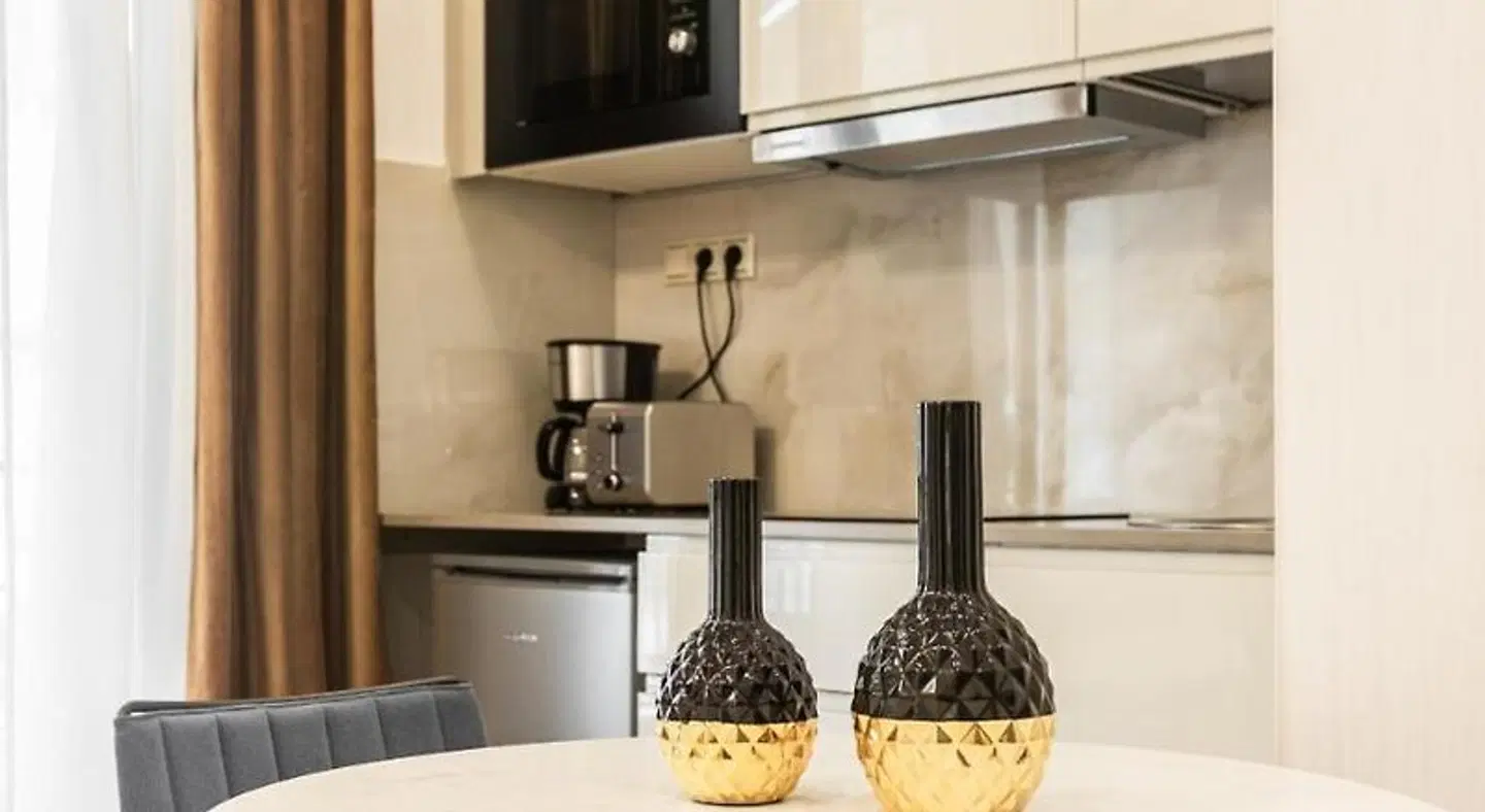 Nicholas Point Apartments and Rooms ROOM_EXAMPLE