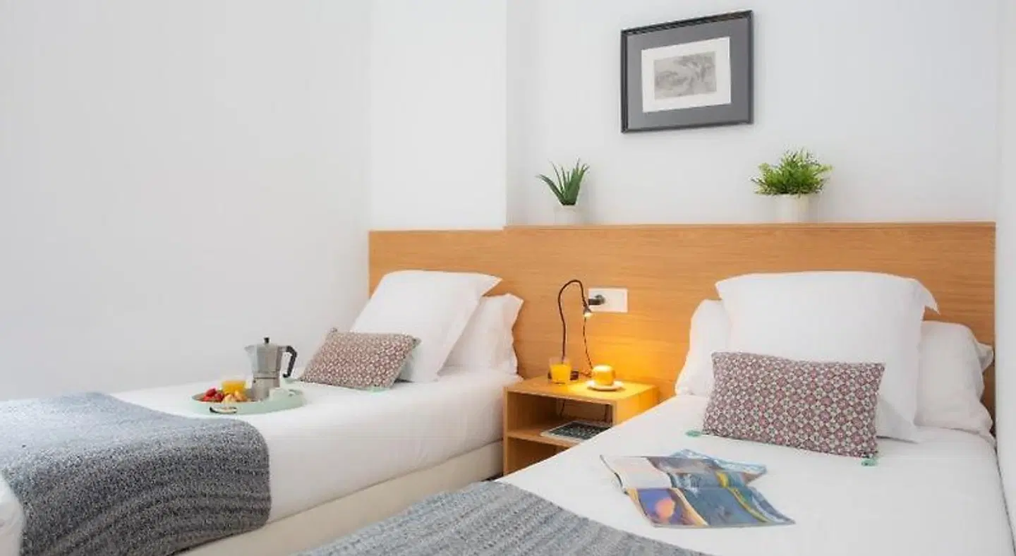 SingularStays Mar44 ROOM_EXAMPLE