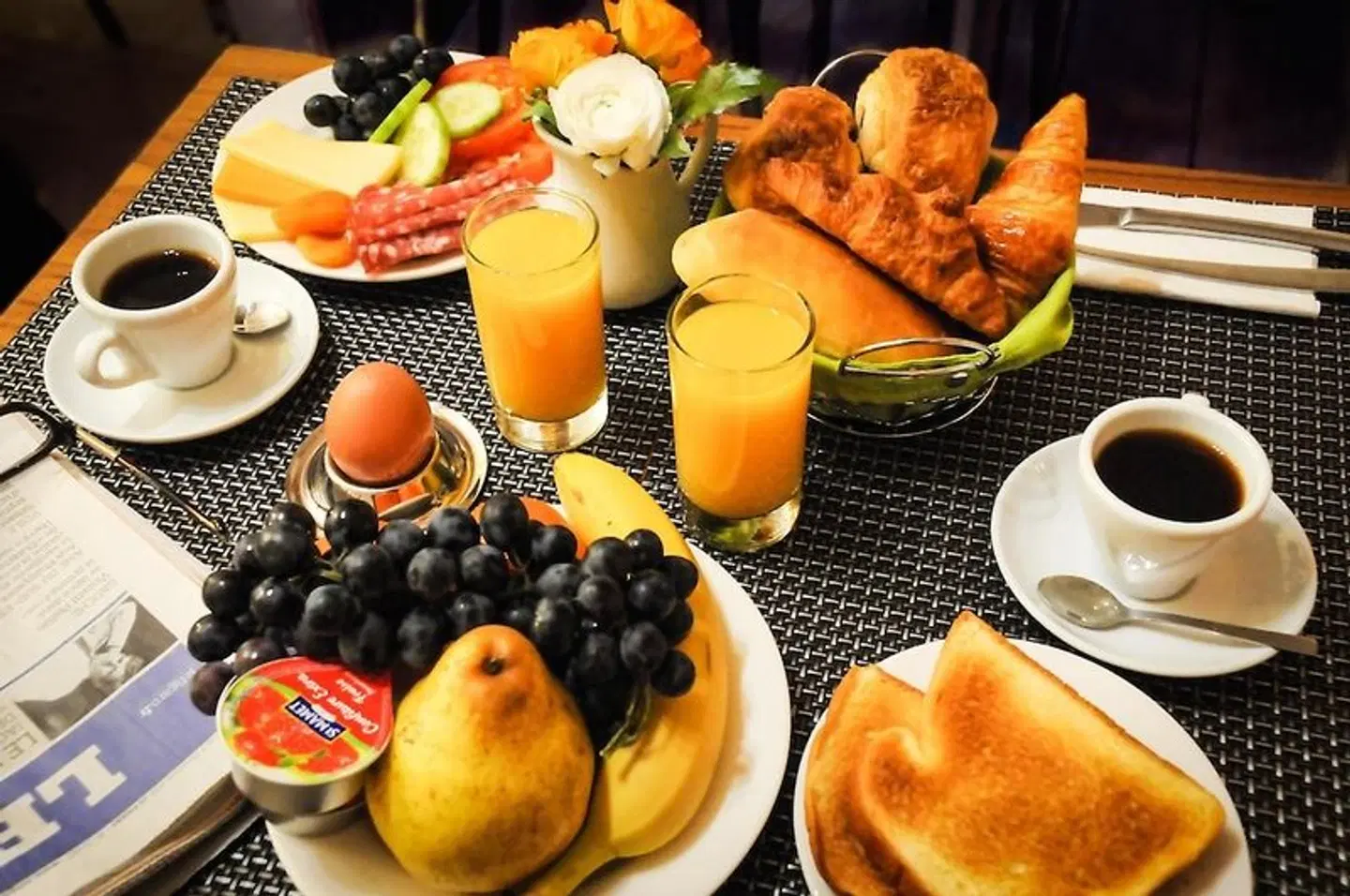 Eden Montmartre PEOPLE