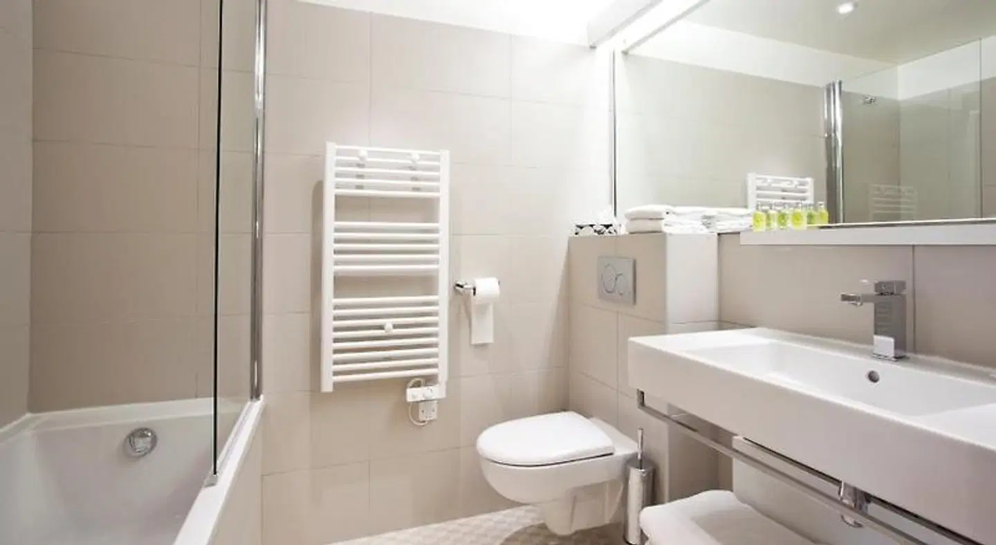 Hôtel Paradou Avignon Sud Badezimmer