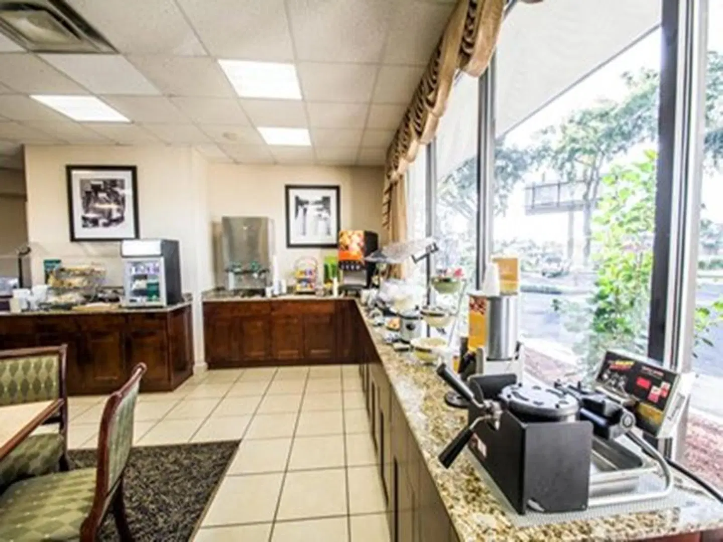 Equus Inn LOUNGE_LOBBY