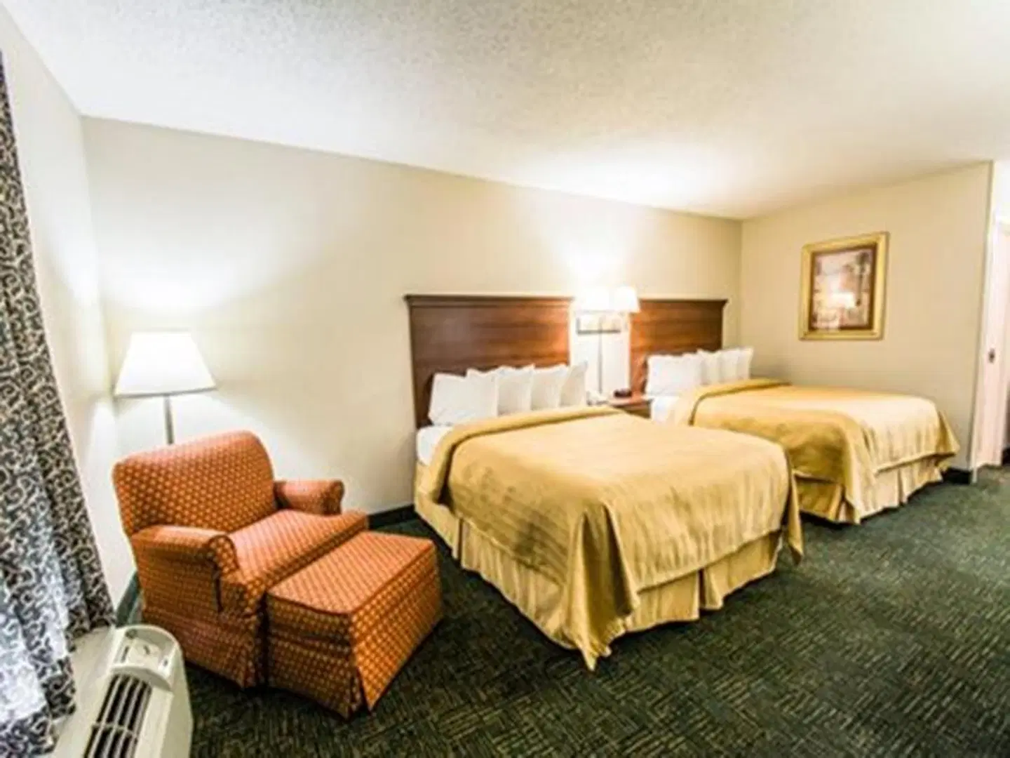 Equus Inn ROOM_EXAMPLE