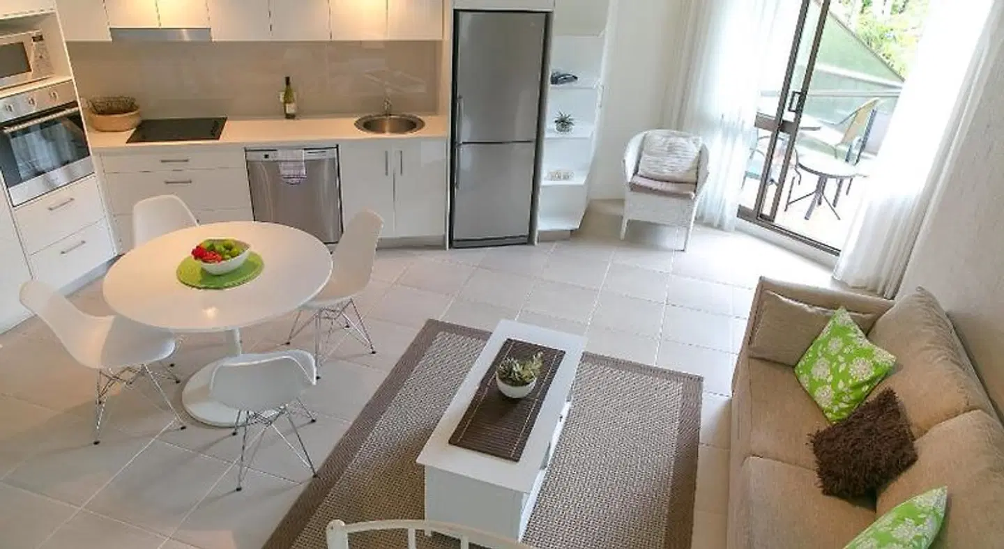 Ocean Breeze Resort ROOM_EXAMPLE