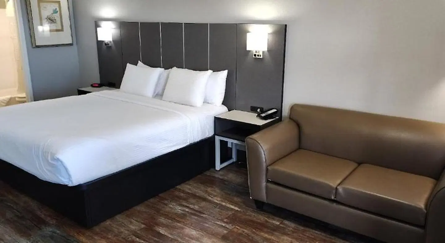 Best Western Anderson Inn ROOM_EXAMPLE
