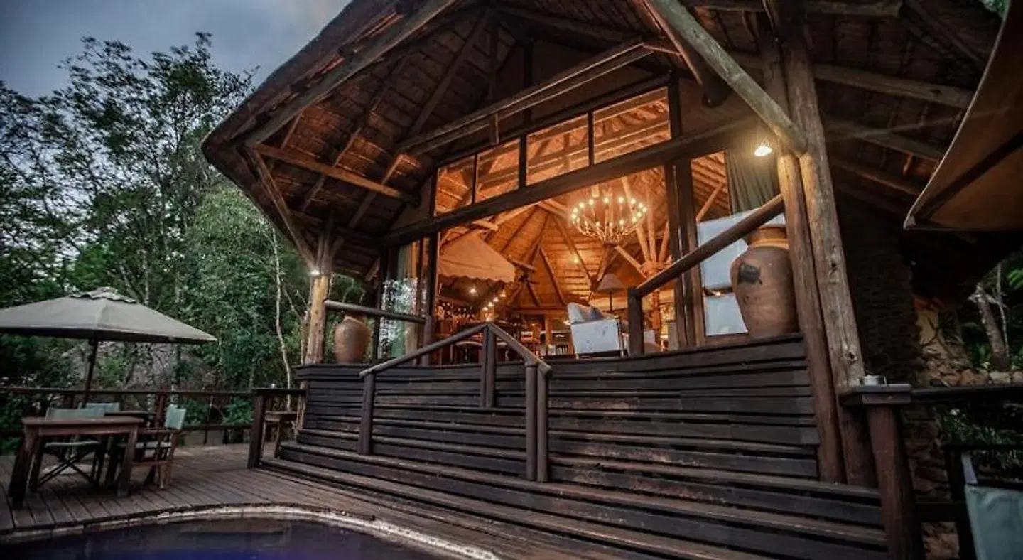 Tanamera Lodge EXTERIOR