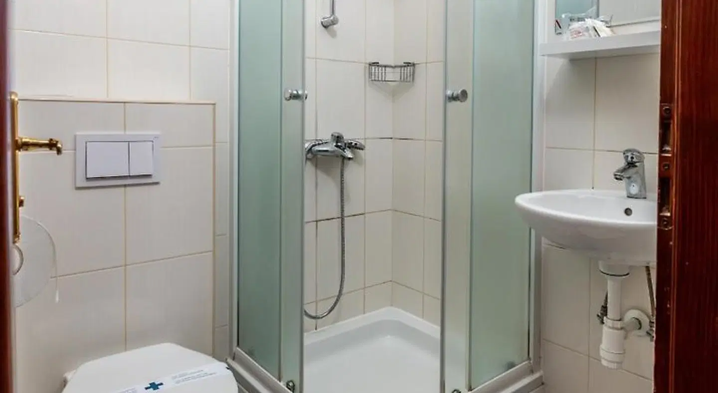 B&B Garestin Badezimmer