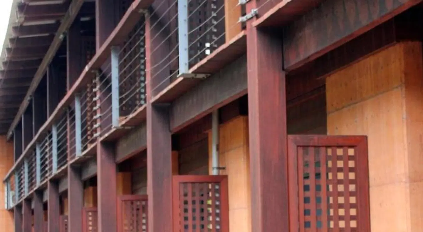 The Pemberton Hotel EXTERIOR