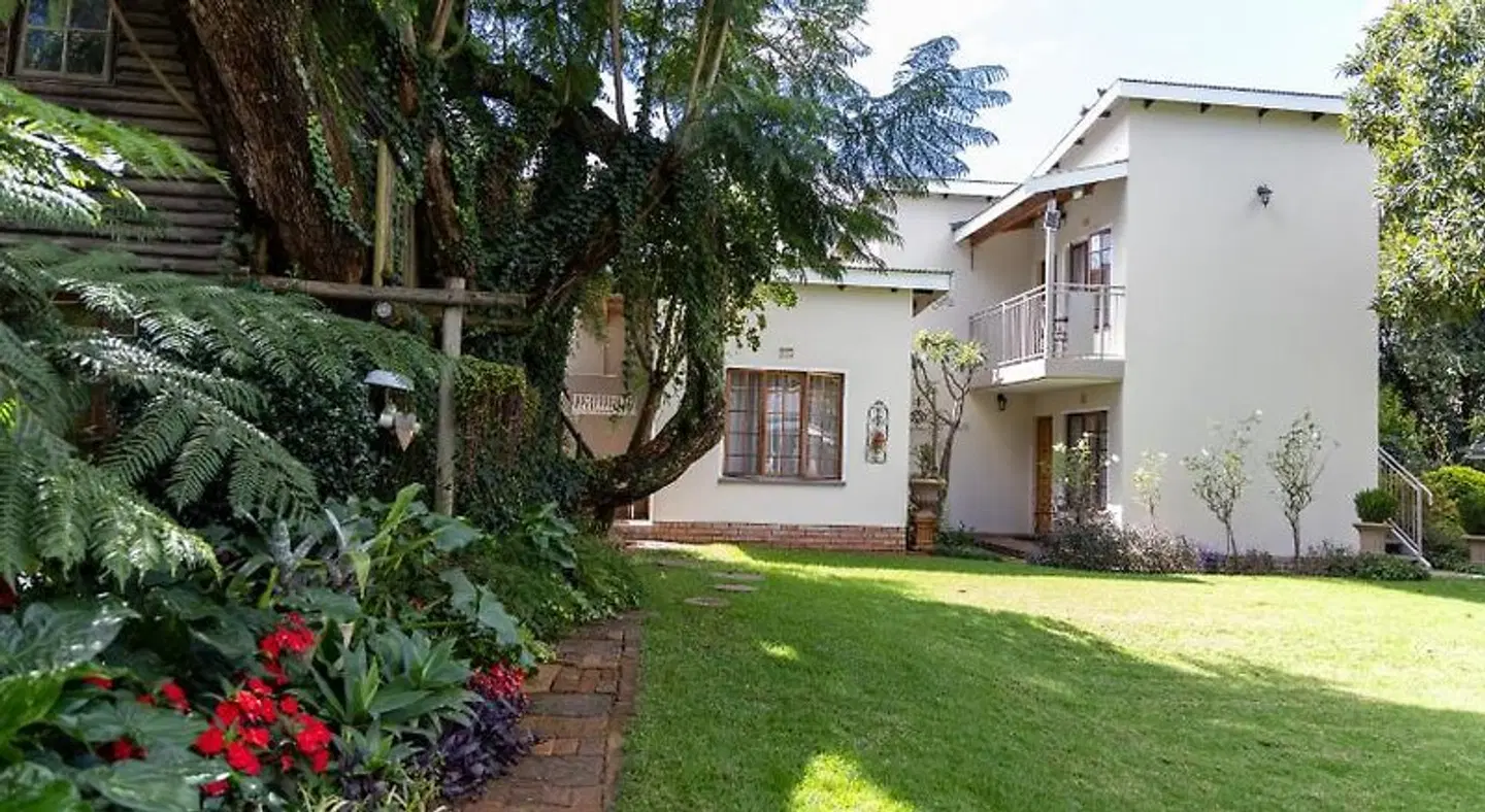 LA Guesthouse EXTERIOR