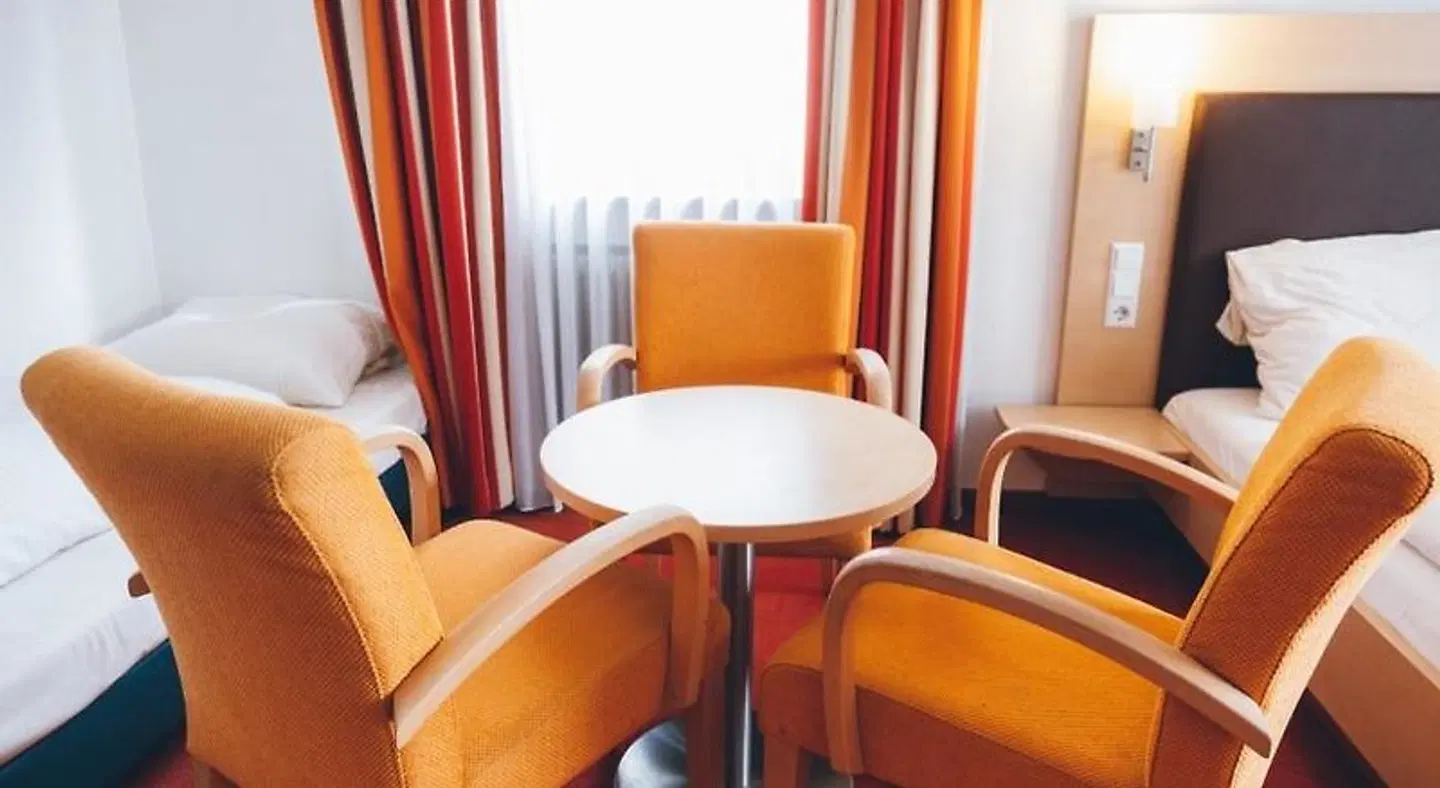 Hotel Allee 25 ROOM_EXAMPLE
