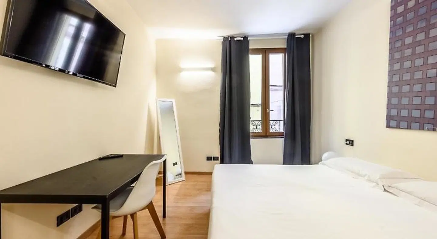 Emilia Studios ROOM_EXAMPLE