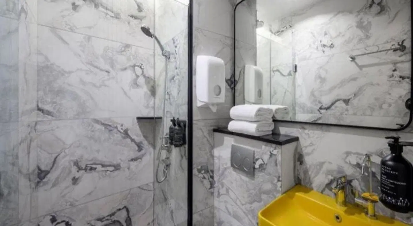 Hotel Mi Rochor Badezimmer