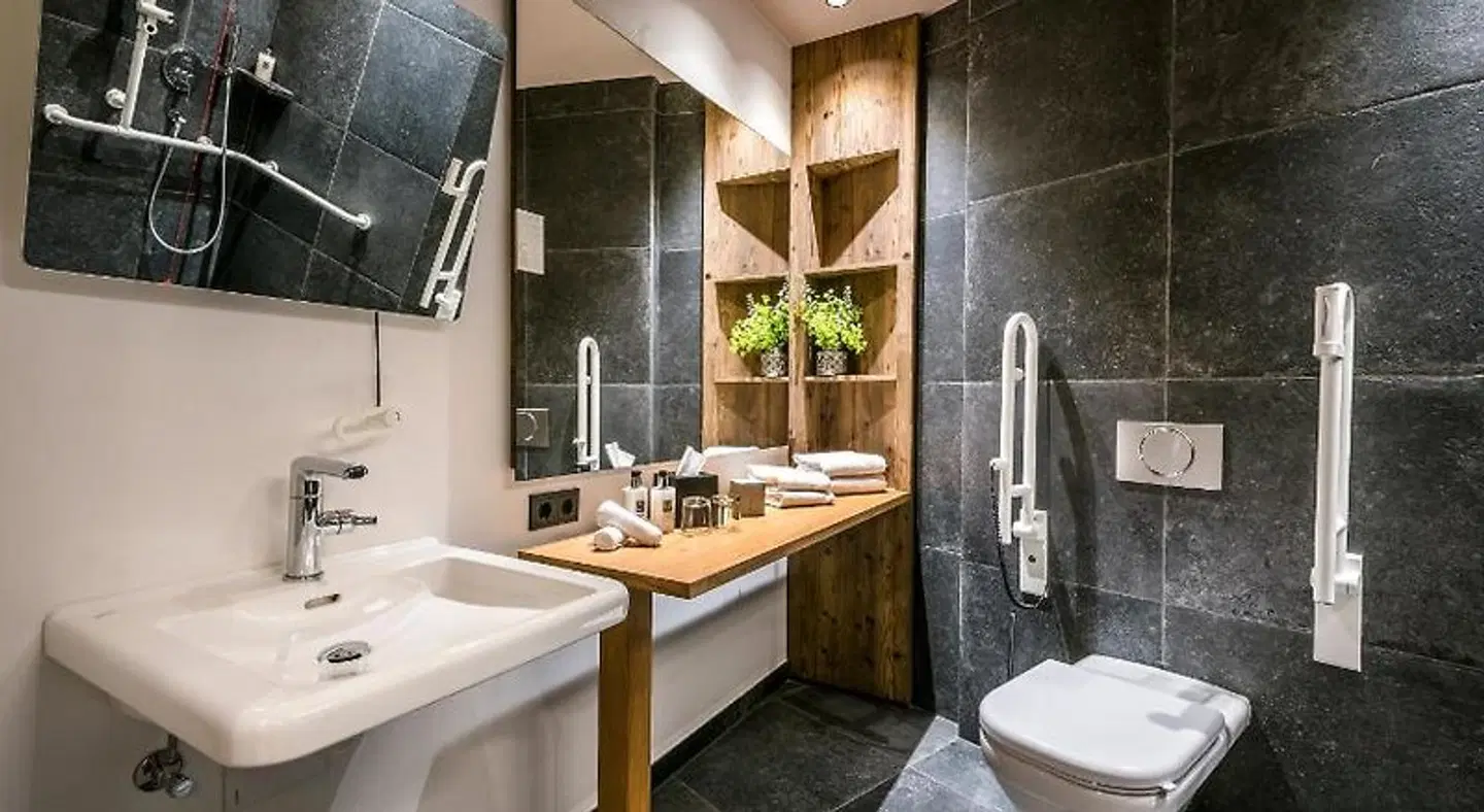Werdenfelserei Badezimmer