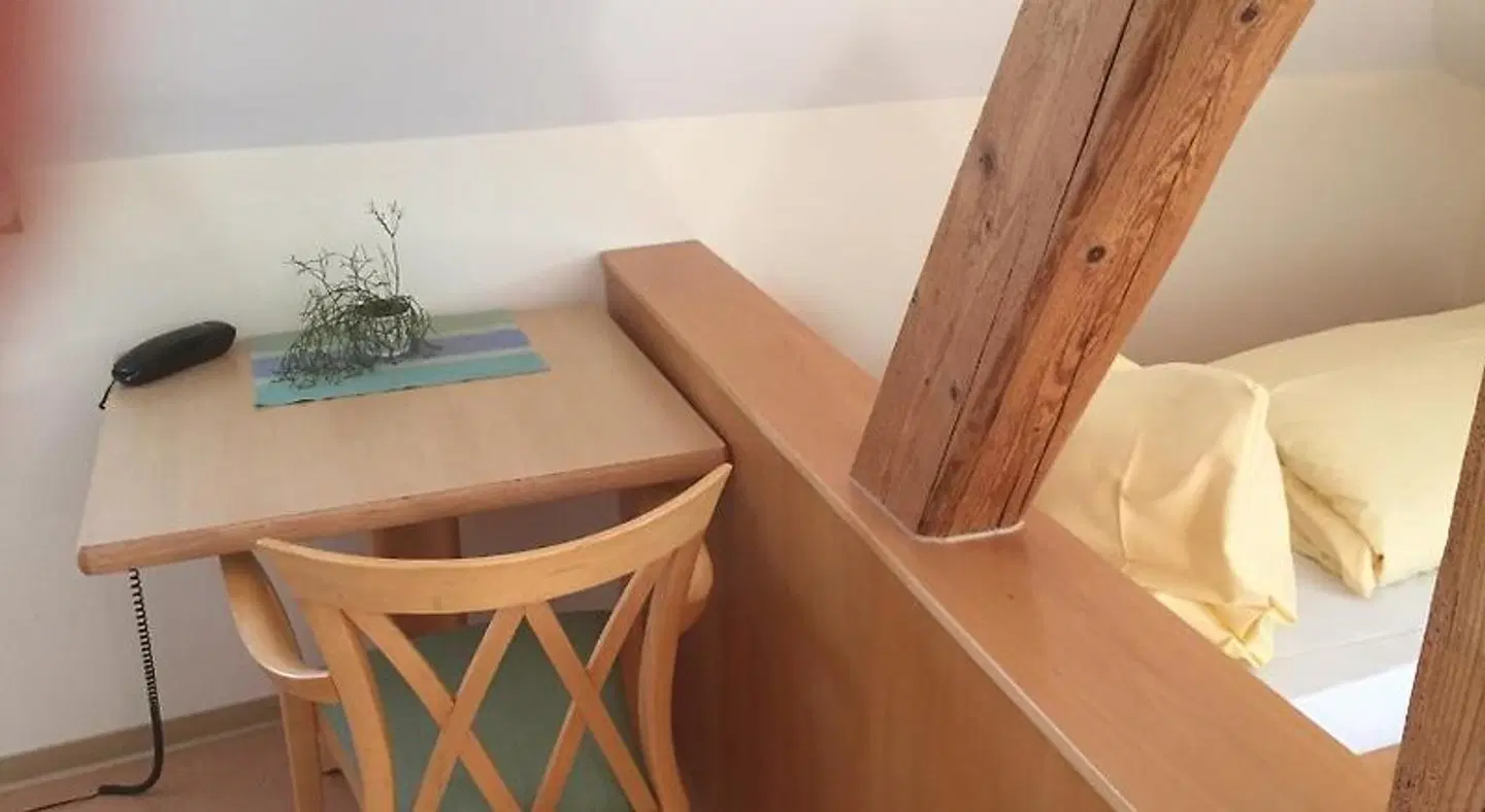 Lotus Garden ROOM_EXAMPLE