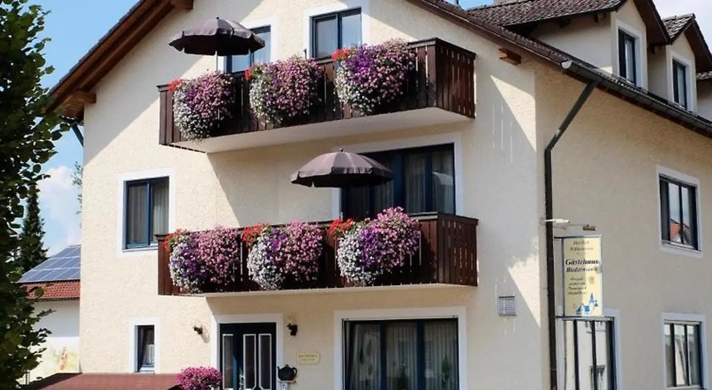Biedermann EXTERIOR