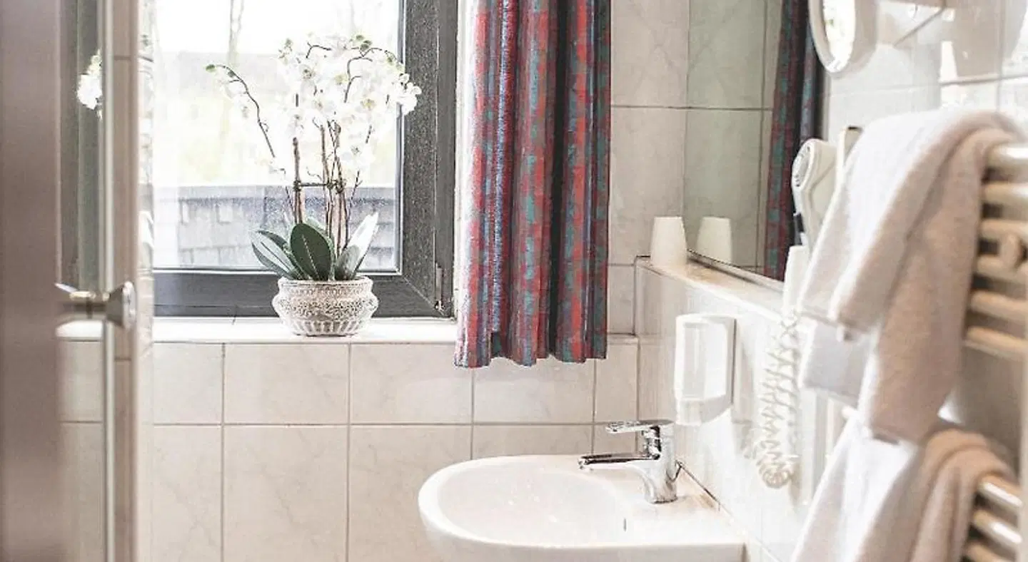 PLAZA INN Recklinghausen Badezimmer