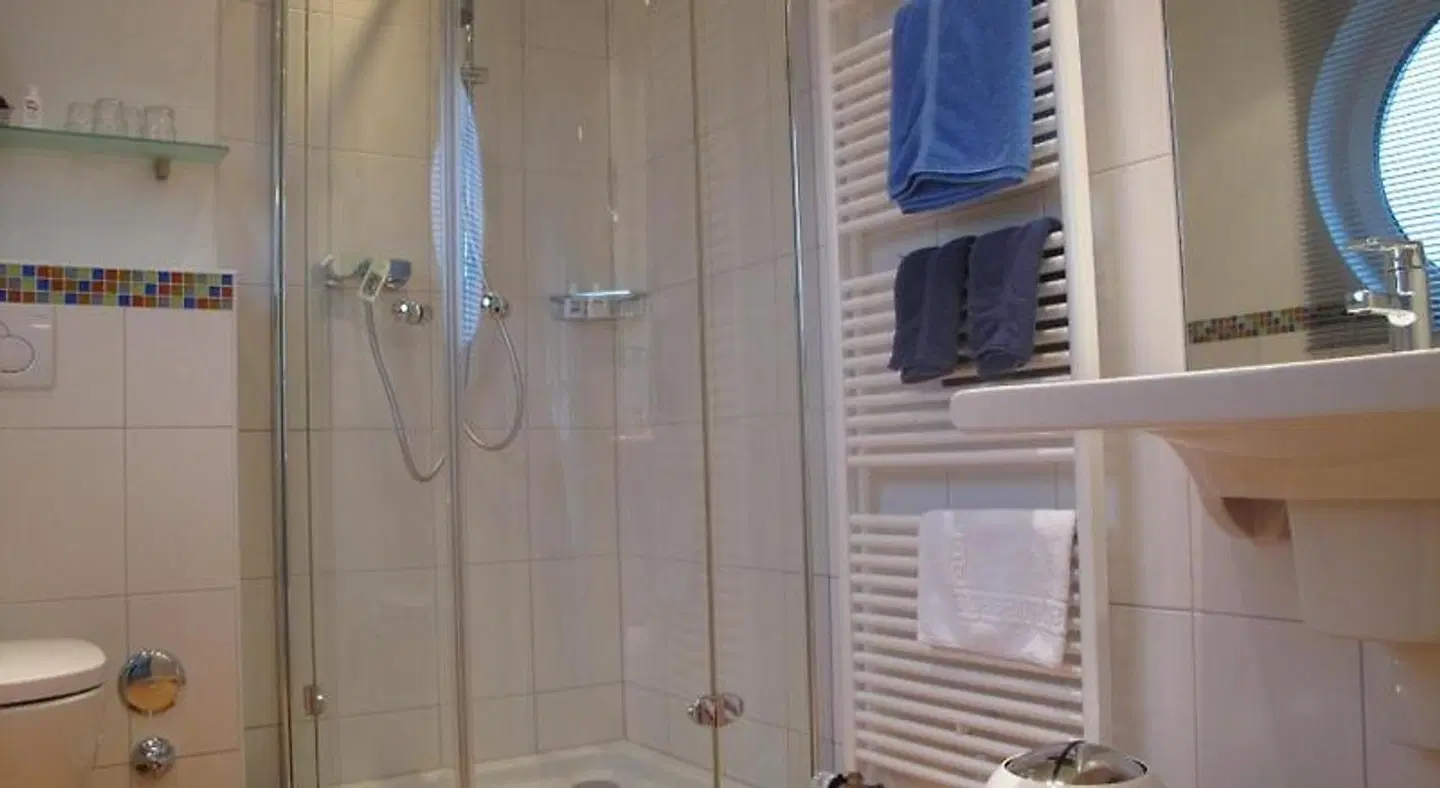 Beachhotel Cuxhaven Badezimmer